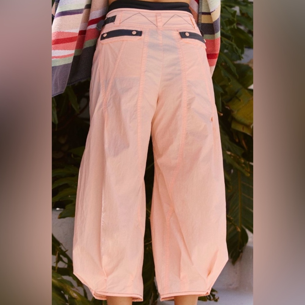 Free People Movement ~ Elevate Crop Pants ~ XS Pastel Peach ~ * NWT * 🏝️ - Picture 10 of 10